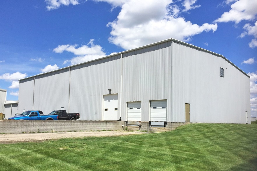 Primary Photo Of 1001 E US Highway 223, Adrian Auto Repair For Lease