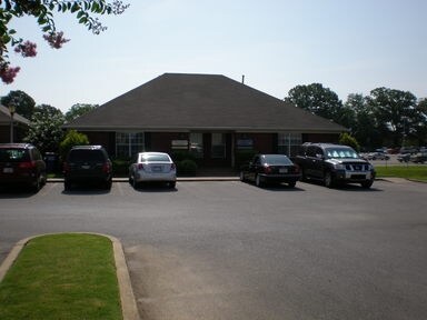 More Photos Of 328 Poplar View Ln E, Collierville Medical For Lease
