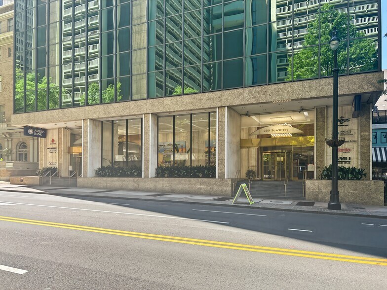 More Photos Of 260 Peachtree St NW, Atlanta Coworking Space