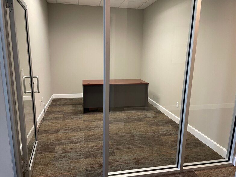 More Photos Of 320 1st St N, Jacksonville Beach Office Residential For Sale