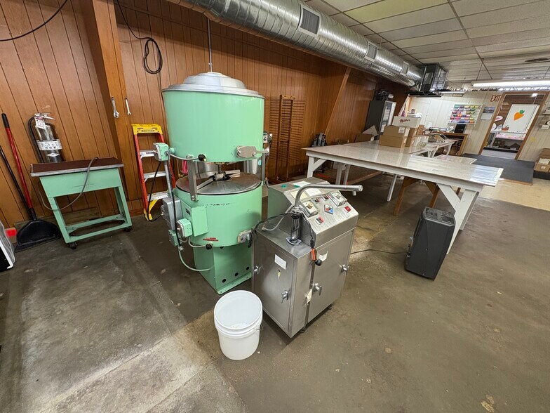 More Photos Of 1391 State Route 66, New Bethlehem Freestanding For Sale