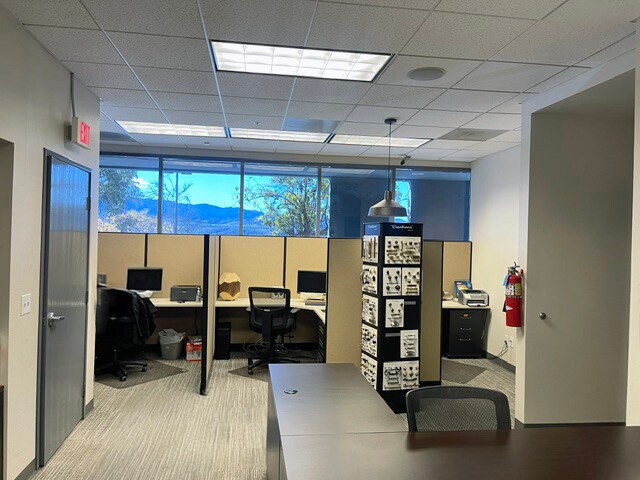 More Photos Of 28486 Westinghouse Pl, Valencia Warehouse For Lease