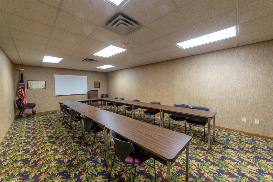 More Photos Of 850 State Highway 153, Mosinee Office For Lease