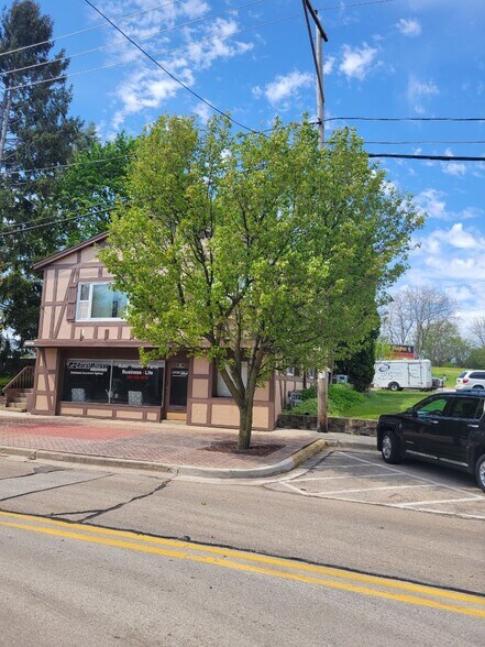 Primary Photo Of N116W15830 Main St, Germantown Office For Lease