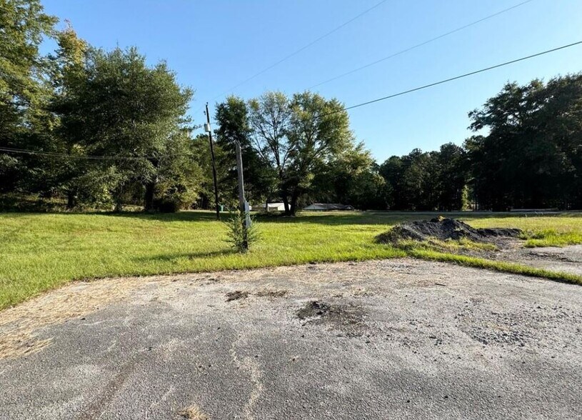 More Photos Of 15841 Bobby Long Rd, Duncanville Convenience Store For Sale