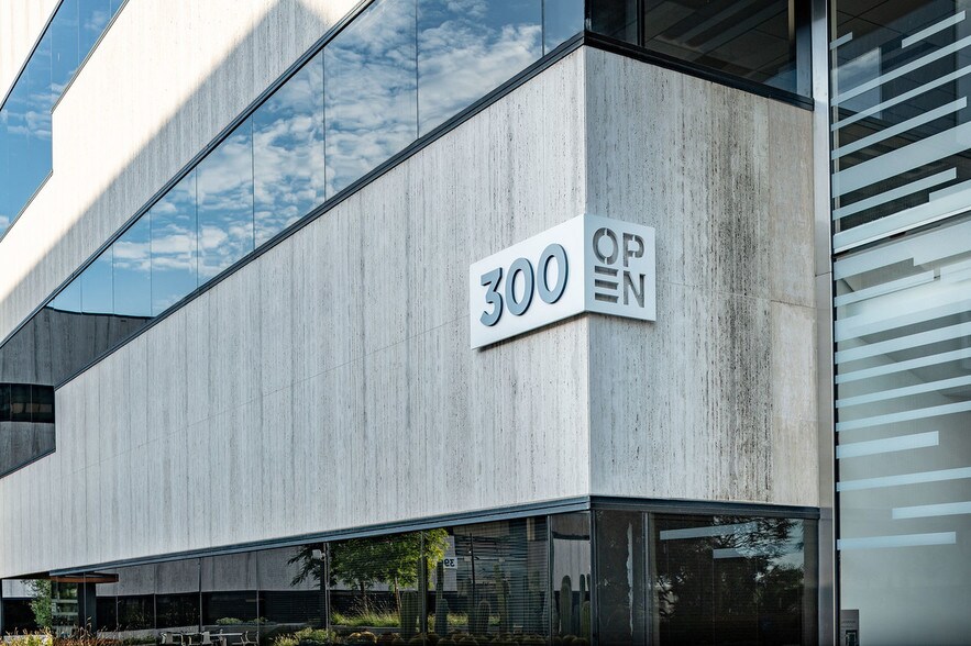 More Photos Of 300 N Pacific Coast Hwy, El Segundo Unknown For Lease