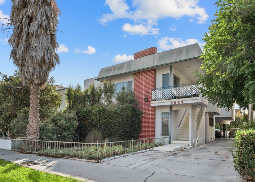 Primary Photo Of 3623 Clarington Ave, Los Angeles Apartments For Sale