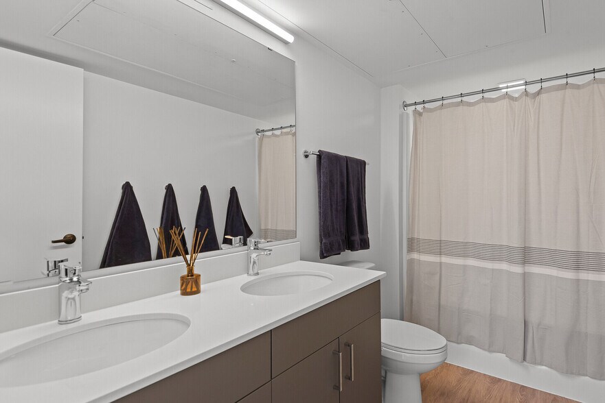 More Photos Of 2640 Nicollet Ave, Minneapolis Apartments For Sale