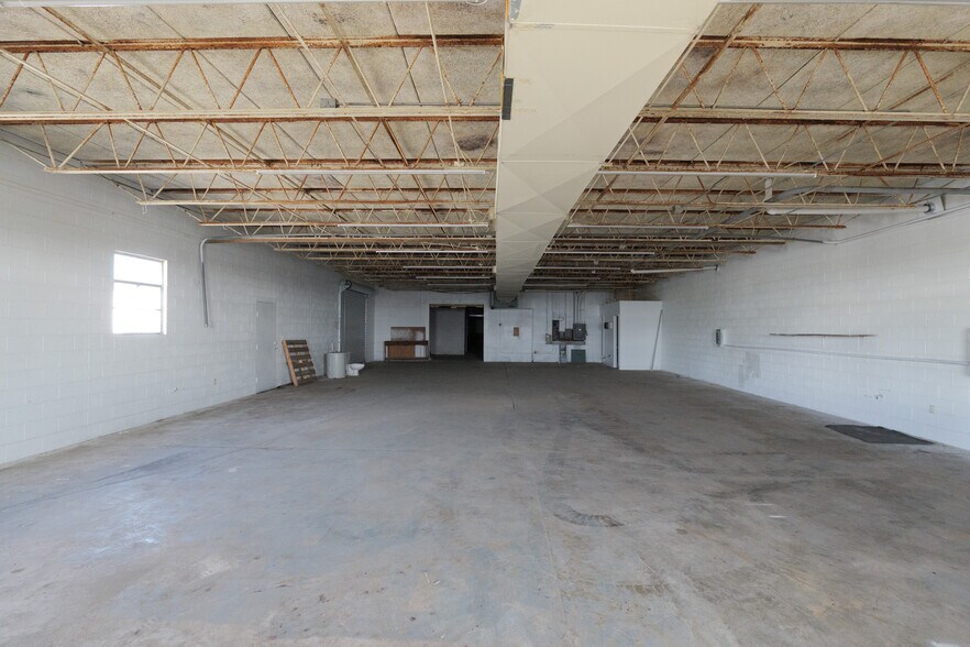 More Photos Of 415 W Hill, Valdosta Freestanding For Sale