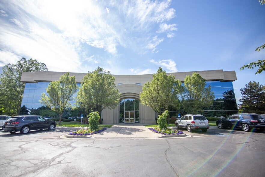 More Photos Of 5314 N 250 W, Provo Office For Lease