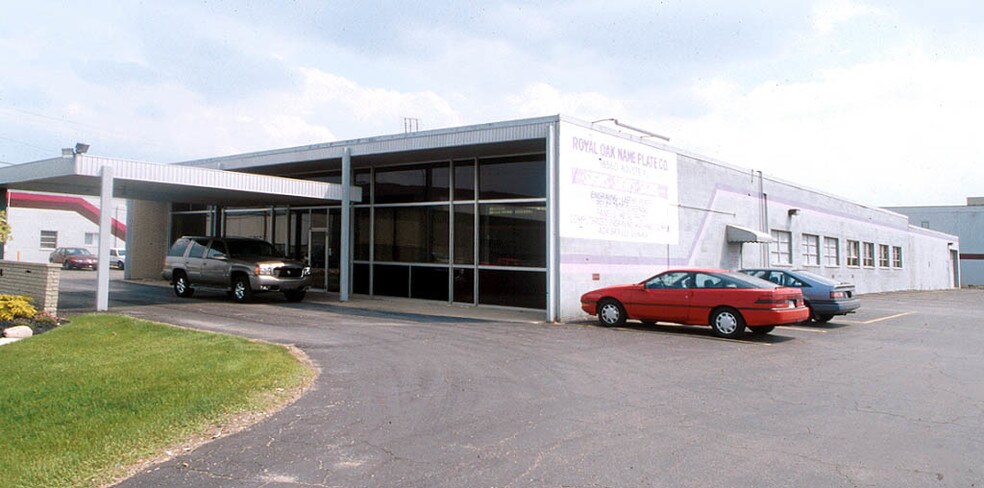More Photos Of 16560 Industrial St, Roseville Warehouse For Sale