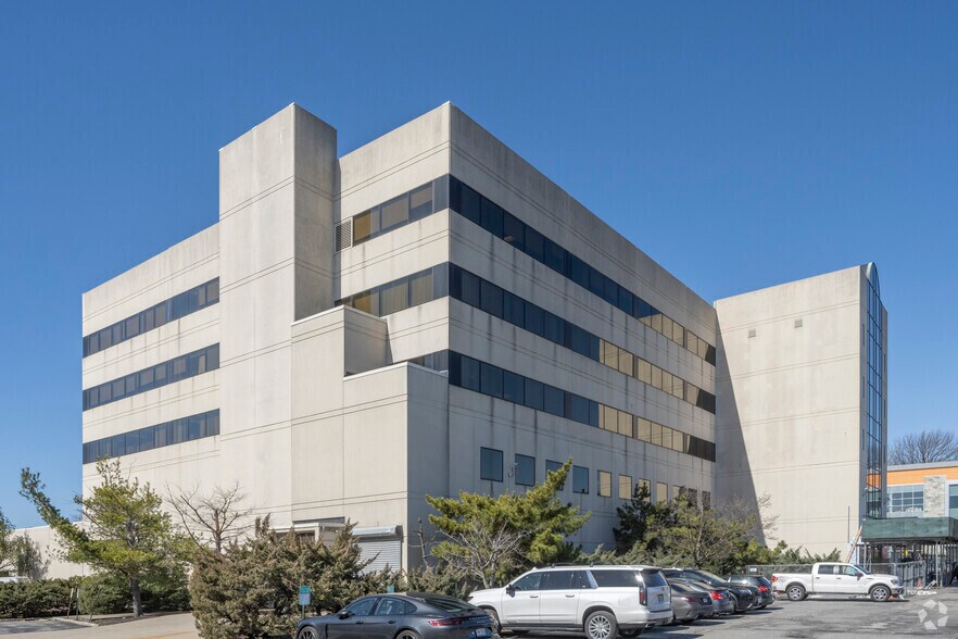 More Photos Of 1150 South Ave, Staten Island Office For Lease