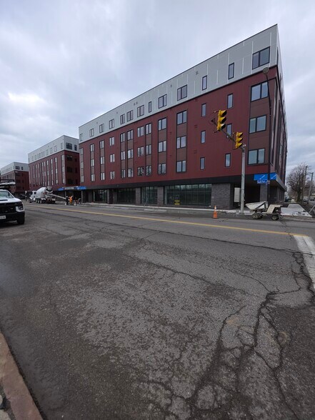 More Photos Of 450 S Park Ave, Buffalo Storefront Retail Residential For Lease