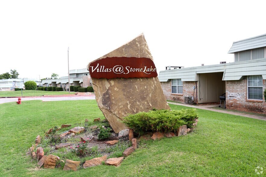 Primary Photo Of 7404 Lyrewood Ln, Oklahoma City Apartments For Sale