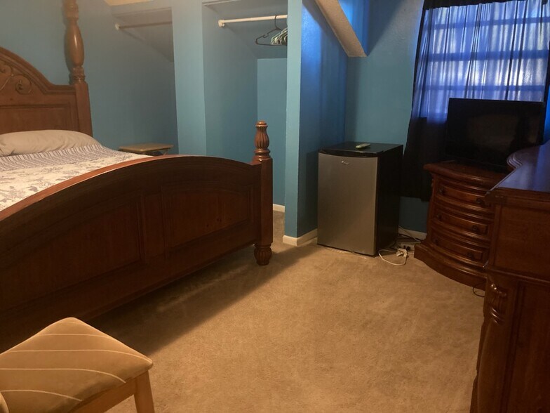 More Photos Of 547 High St, Daytona Beach Office For Sale