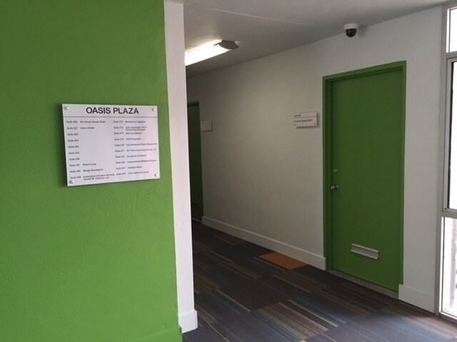 More Photos Of 100-139 S Palm Canyon Dr, Palm Springs Storefront Retail Office For Lease