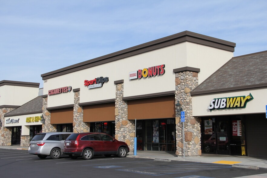 More Photos Of 2749 Calloway Dr, Bakersfield Unknown For Lease