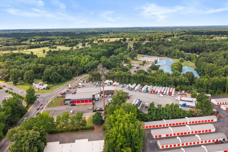 More Photos Of 7226 Harrisburg Rd, Charlotte Warehouse For Sale