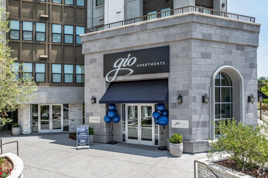 More Photos Of 3675 T St, Sacramento Apartments For Lease