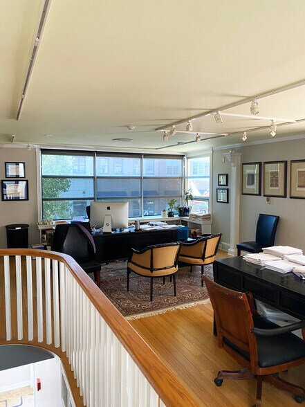 More Photos Of 33 E 1st St, Hinsdale Storefront Retail Residential For Sale