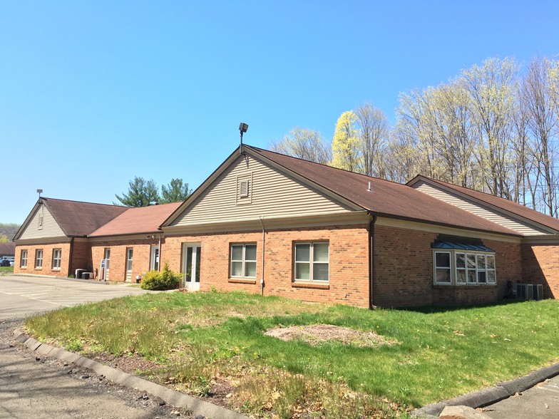 Primary Photo Of 98 S Turnpike Rd, Wallingford Office For Lease