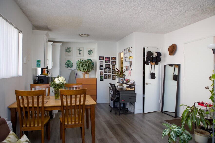 More Photos Of 538 S Oxford Ave, Los Angeles Apartments For Sale