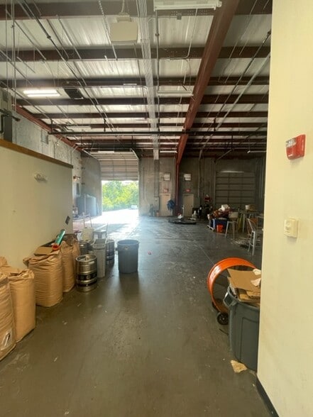 More Photos Of 7500 TPC Blvd, Orlando Flex For Sale