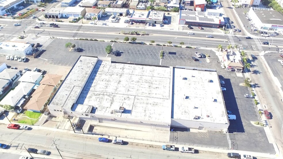 Primary Photo Of 7663-7667 Broadway, Lemon Grove Supermarket For Sale