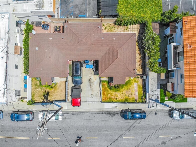 More Photos Of 2300 Artesia Blvd, Redondo Beach Storefront Retail Residential For Sale