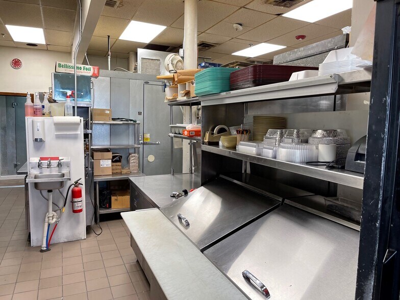 More Photos Of 20 Main St, Henniker Restaurant For Sale