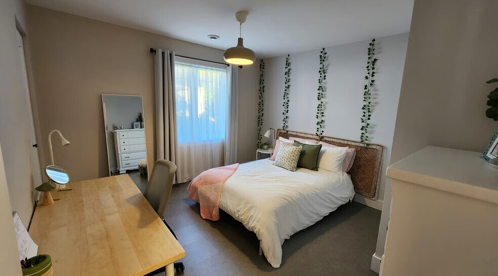 More Photos Of 715 Rue De La Bruère, Sherbrooke Apartments For Sale