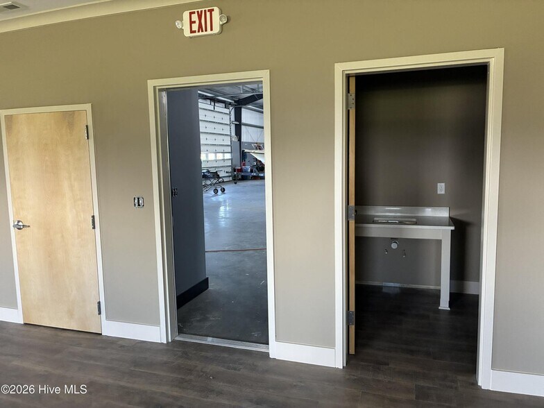 More Photos Of 106 Lewis Drive, Elizabeth City Industrial For Sale