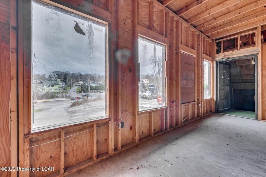 More Photos Of 42-44 Main St, Dallas Storefront Retail Residential For Sale