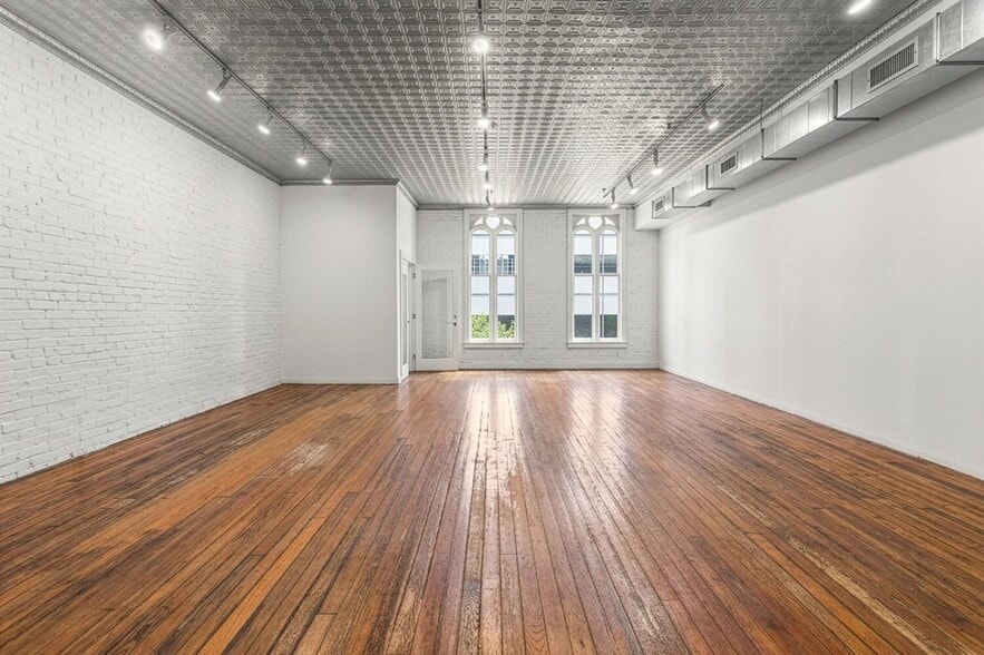 More Photos Of 75 Murray St, New York Office Residential For Sale