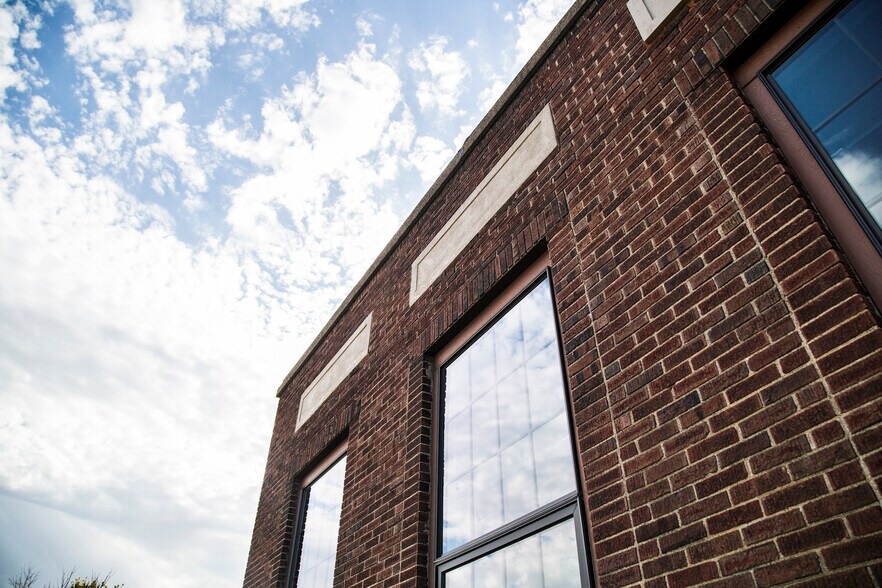 More Photos Of 602 N 6th St, Fairfield Industrial For Lease