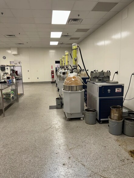 More Photos Of 3105 E Reno Ave, Oklahoma City Warehouse For Lease