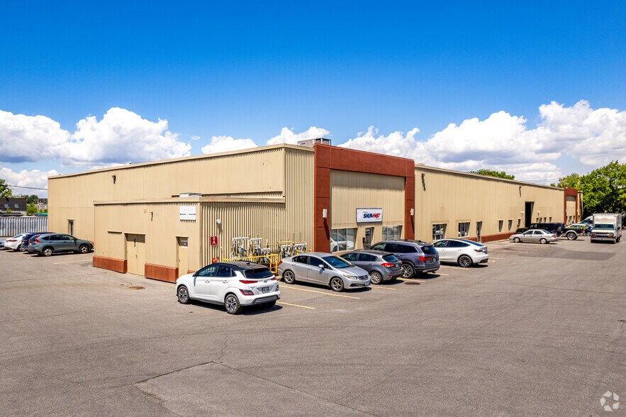 More Photos Of 9361 Rue Wanklyn, Montréal Warehouse For Lease