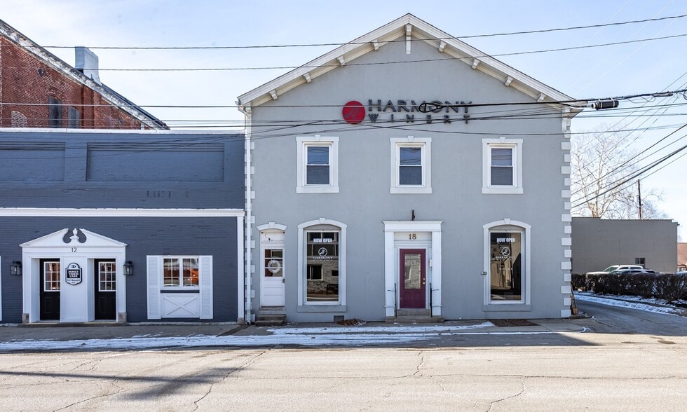 Primary Photo Of 18 N Jefferson St, Knightstown Storefront Retail Office For Sale