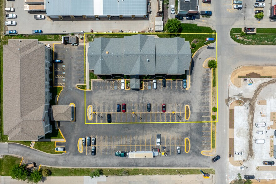 More Photos Of 4221 Industrial Ave, Lincoln Hotel For Sale