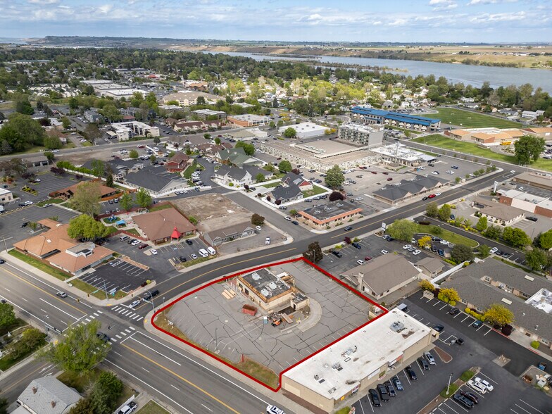 More Photos Of 325 Torbett St, Richland General Retail For Lease