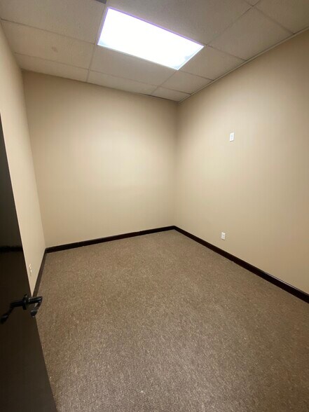 More Photos Of 1034 Wildewood Centre Dr, Columbia Medical For Lease