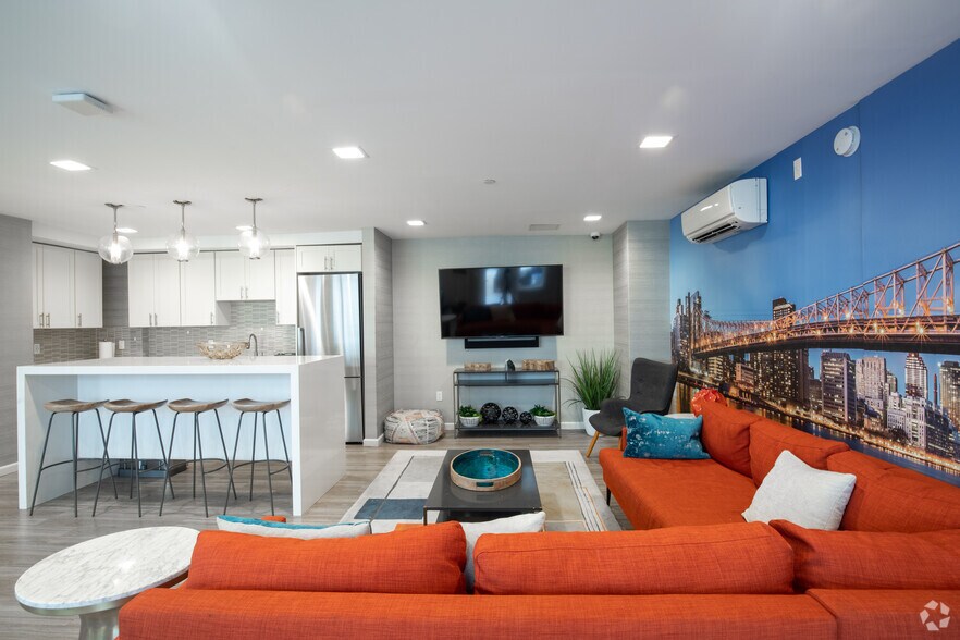 More Photos Of 178-02 Hillside Ave, Jamaica Multifamily For Sale