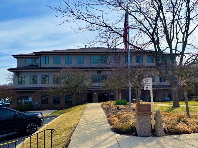 More Photos Of 6728 Loop Rd, Centerville Medical For Sale