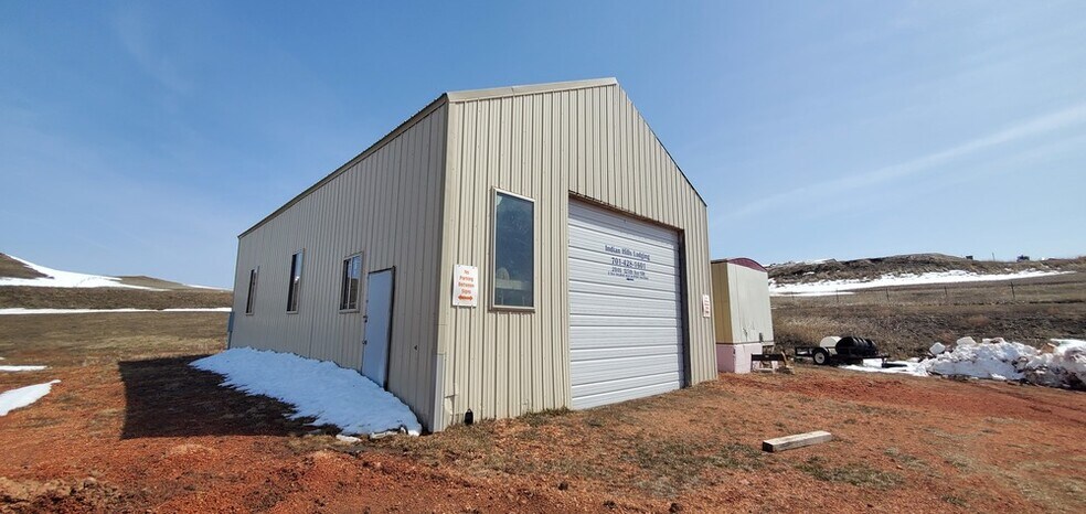 More Photos Of 2046 125th Ave, Watford City Apartments For Sale