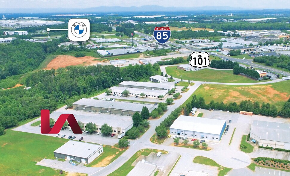 Primary Photo Of 310 Business Pky, Greer Flex For Lease