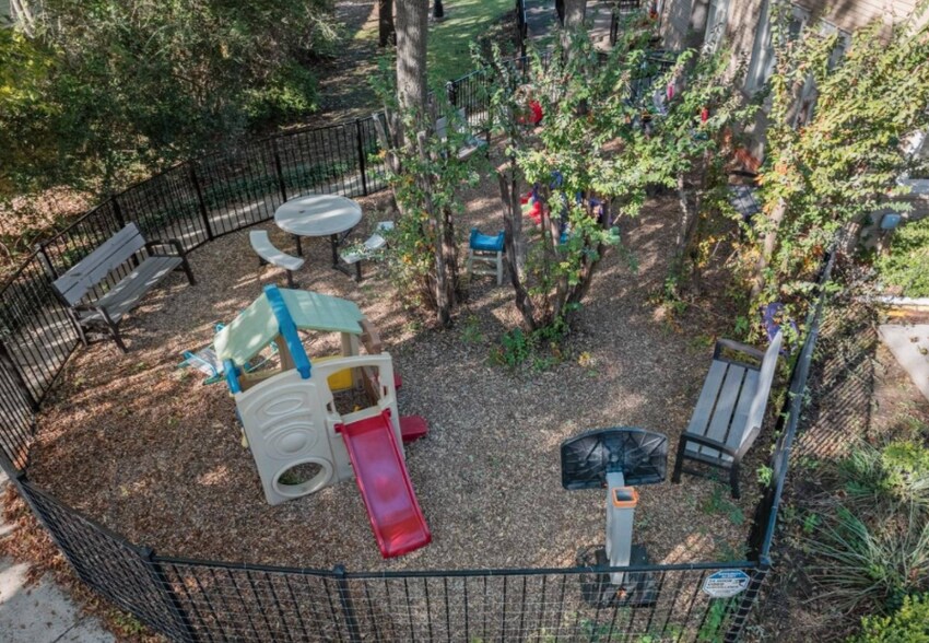 More Photos Of N Locust st, Denton Office Residential For Sale