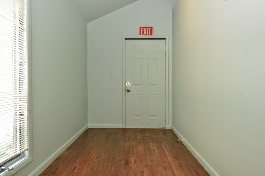 More Photos Of 276 State Rt.94, Vernon Medical For Lease