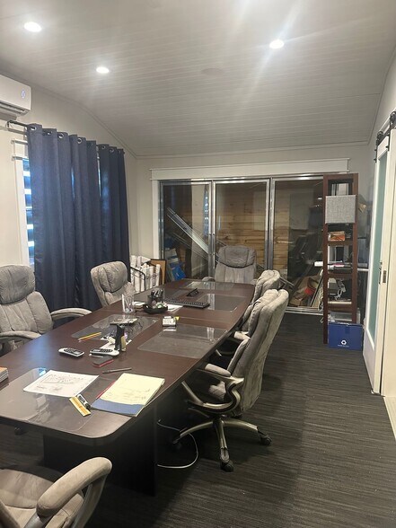 More Photos Of 1320 Haywood Rd, Greenville Office For Sale