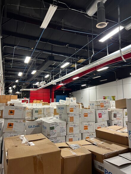 More Photos Of 885 Tallevast Rd, Sarasota Manufacturing For Lease