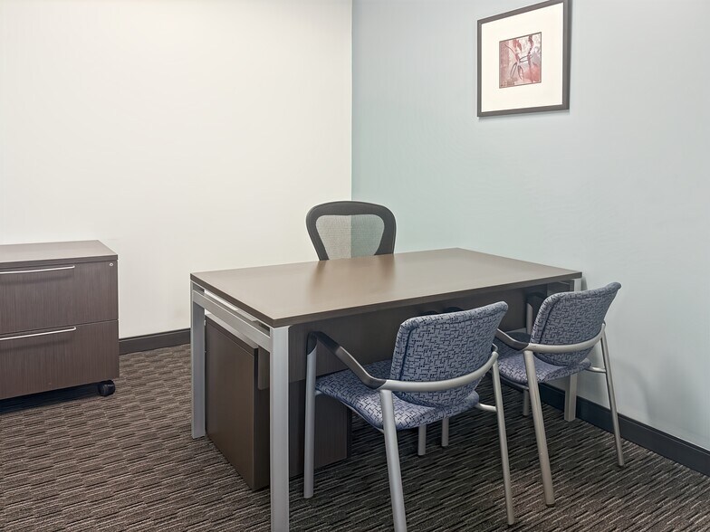 More Photos Of 4830 W Kennedy Blvd, Tampa Coworking Space